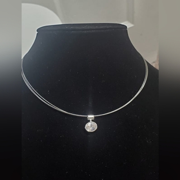 Simple Choker Necklace Silver Color Wire Chain Necklace Small Round Pendant.🌴 - Picture 1 of 5
